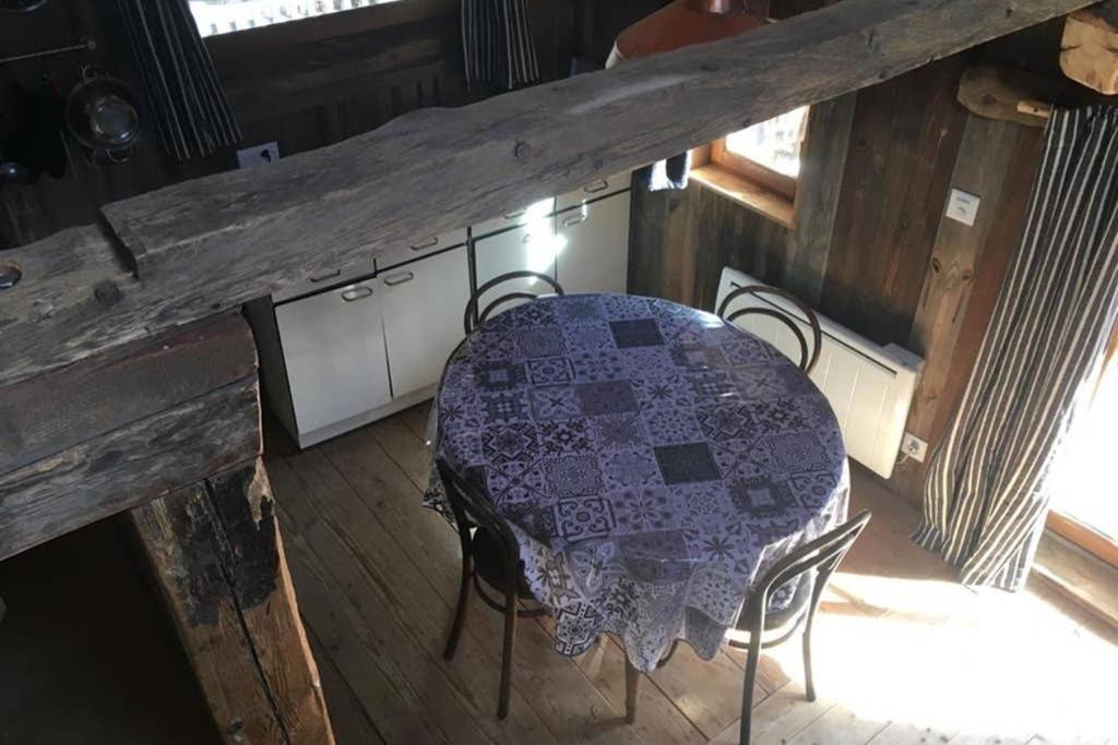 Le Tretien La Cabane De L'Homme Tranquille מראה חיצוני תמונה