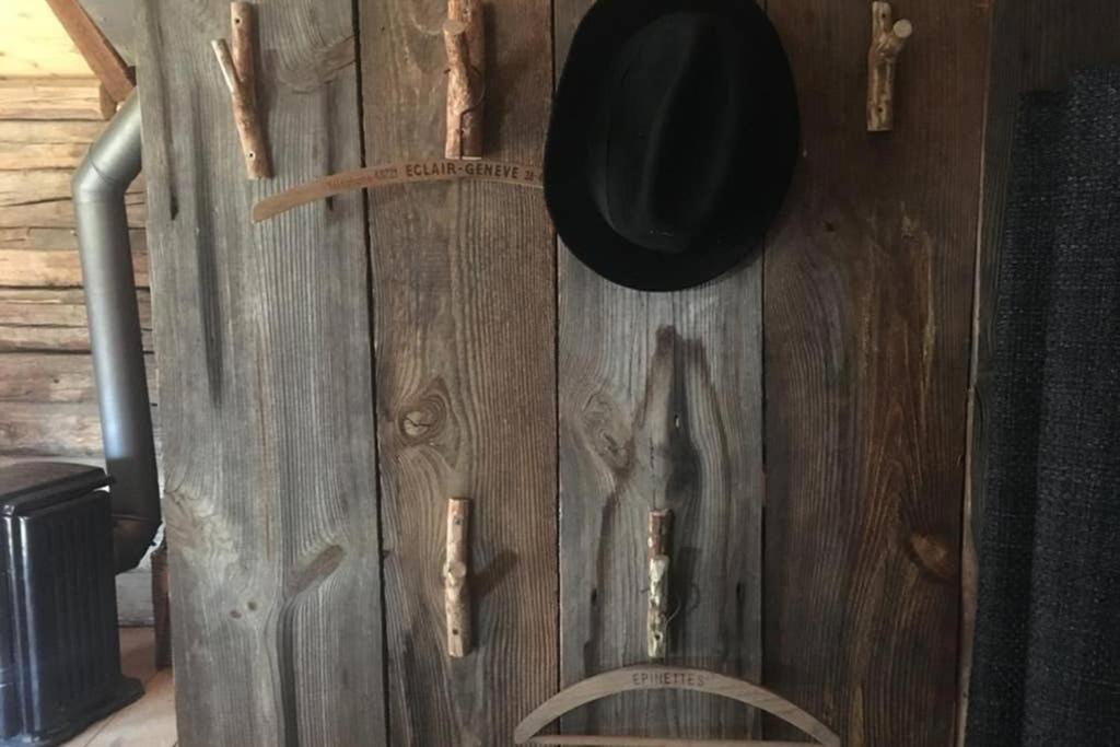 Le Tretien La Cabane De L'Homme Tranquille מראה חיצוני תמונה